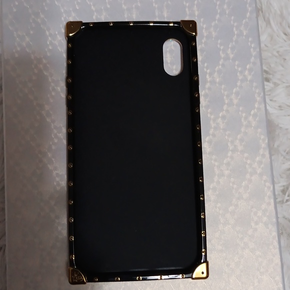 LV Cell Phone Case - Picture 5 of 9